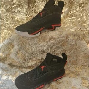 Air Jordan 36 Black/Red/White Basketball Shoes Size 4Y